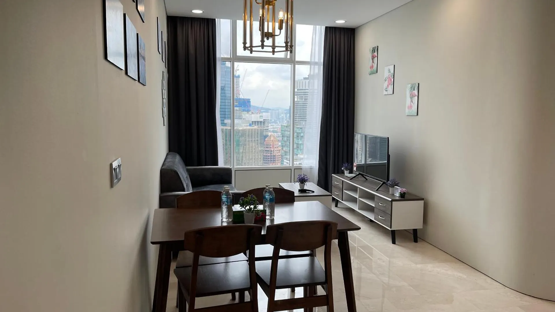 Sky Suites Klcc By Luna Kl クアラルンプール